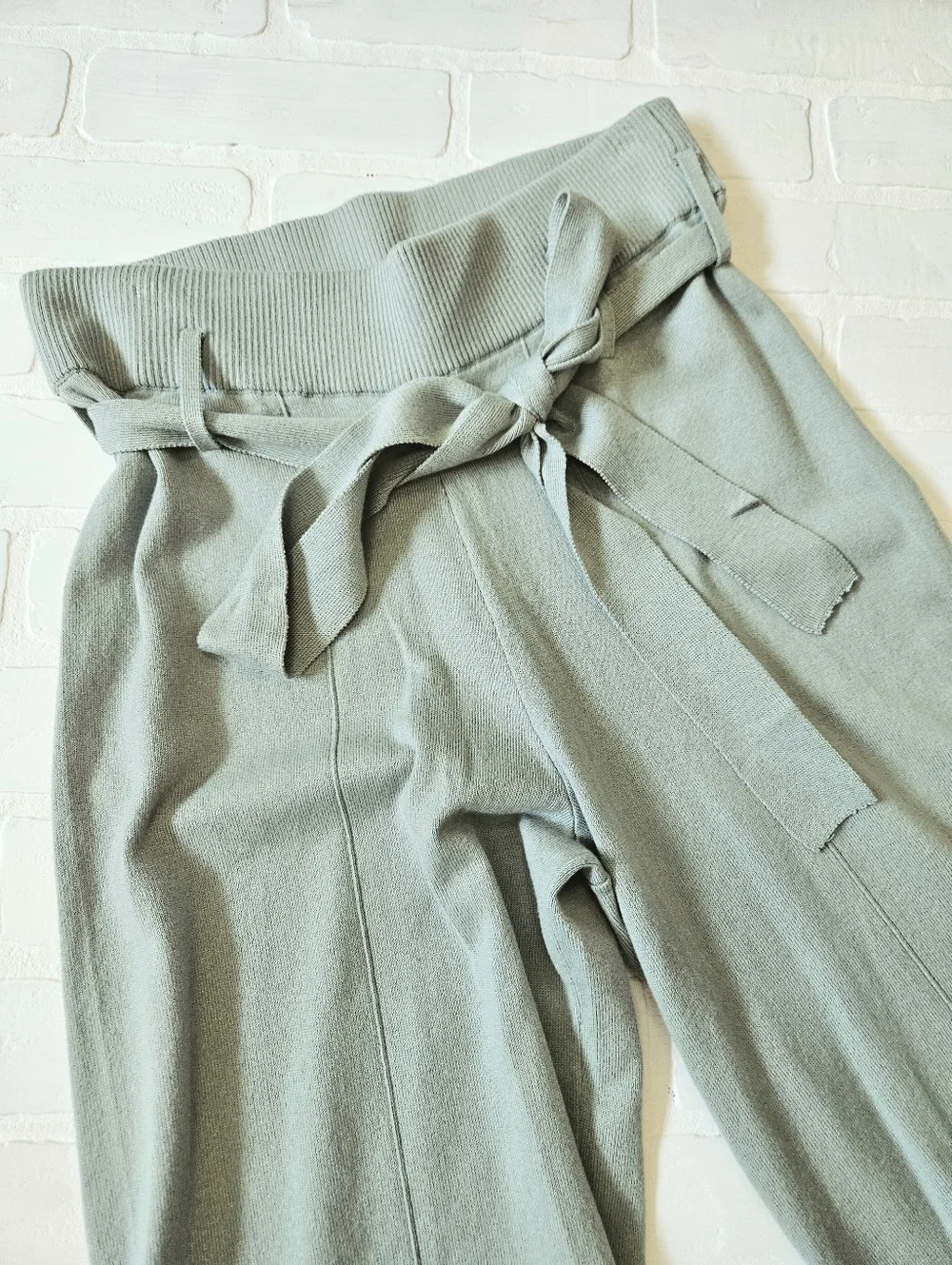 Sue Belted Sweater Pant